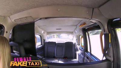 Rebecca More - Rebecca More & Princess Paris share a massive dildo in a fake taxi video - sexu.com