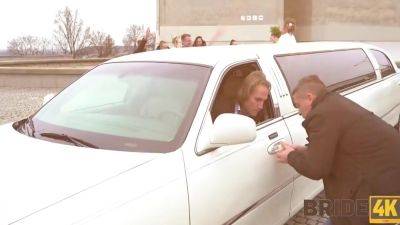 Babe Shares Her Groom With Two Best Friends Right After The Wedding Ceremony - hotmovs.com