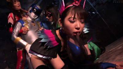 Actual amateurs filming themselves having group sex - drtuber - Japan