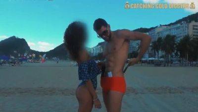 18-YEAR-OLD TEEN Has Passionate Beach Encounter & Rough Sex - porntry.com - Brazil